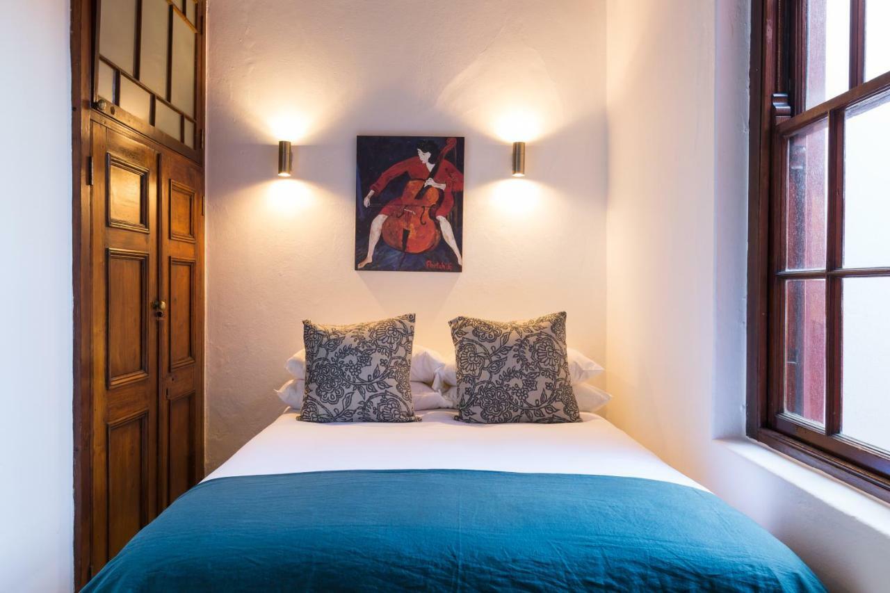 Central Cape Town, Stylish Home, With Private Courtyard エクステリア 写真