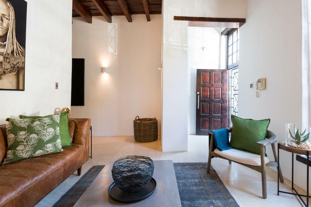 Central Cape Town, Stylish Home, With Private Courtyard エクステリア 写真