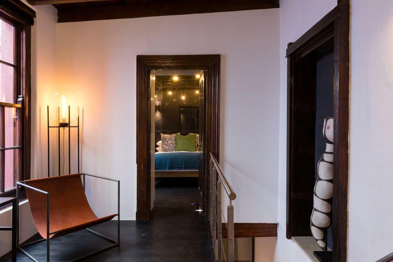 Central Cape Town, Stylish Home, With Private Courtyard エクステリア 写真